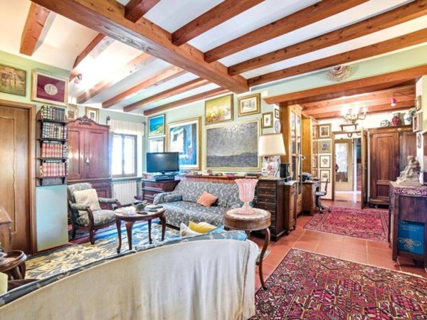 casa indipendente in vendita a Valvasone Arzene in zona Valvasone