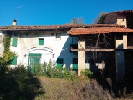 casa indipendente in vendita a Valvasone Arzene in zona Valvasone