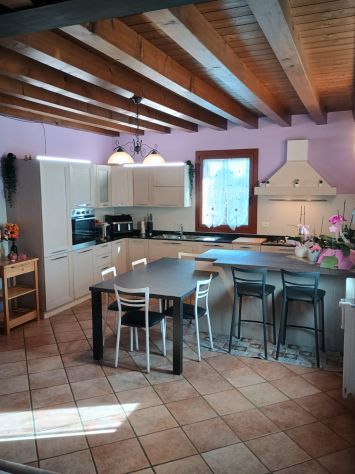 casa indipendente in vendita a Valvasone Arzene