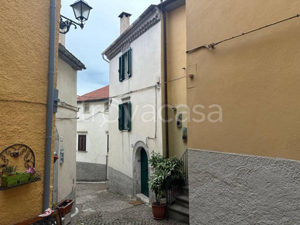 casa indipendente in vendita ad Agnone