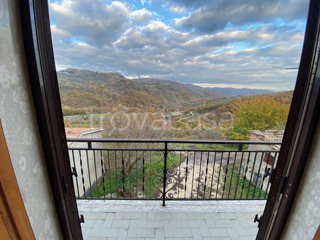 casa indipendente in vendita ad Agnone