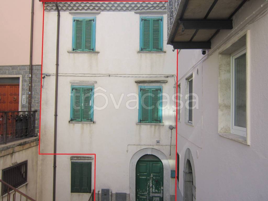 casa indipendente in vendita ad Agnone