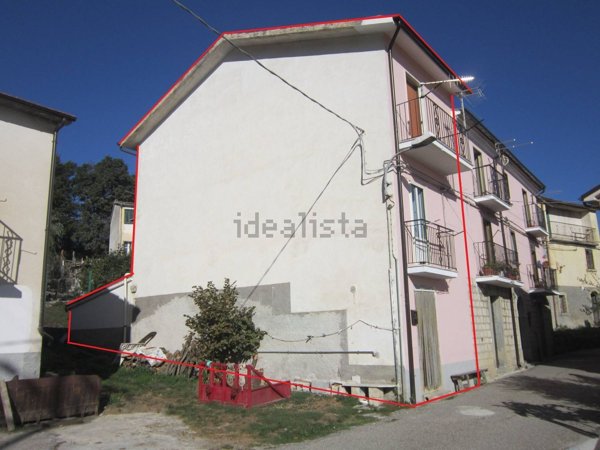 casa indipendente in vendita ad Agnone