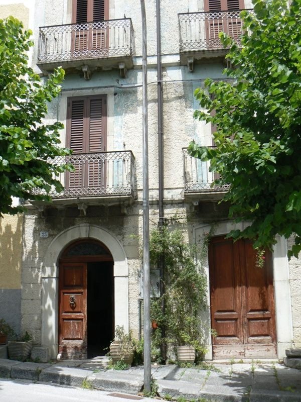 casa indipendente in vendita ad Agnone