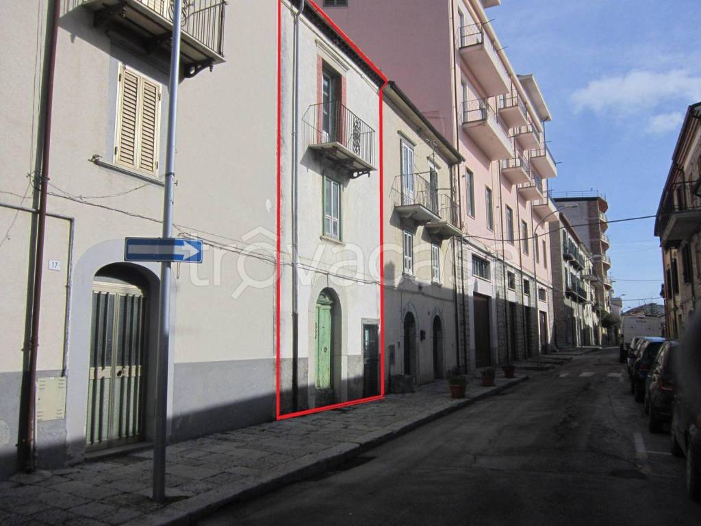 casa indipendente in vendita ad Agnone