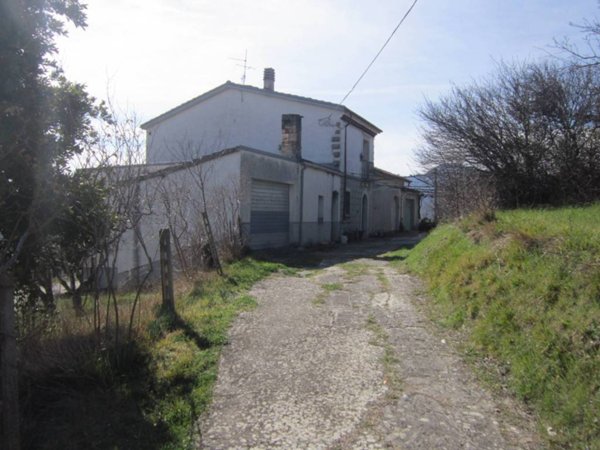 casa indipendente in vendita ad Agnone