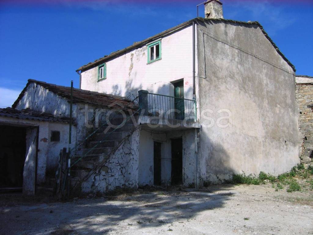 casa indipendente in vendita ad Agnone