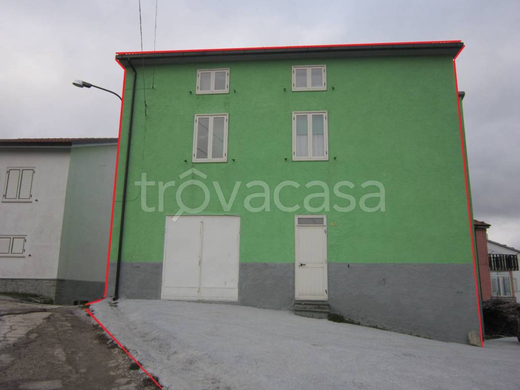 casa indipendente in vendita ad Agnone