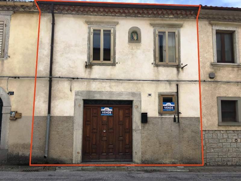 casa indipendente in vendita ad Agnone