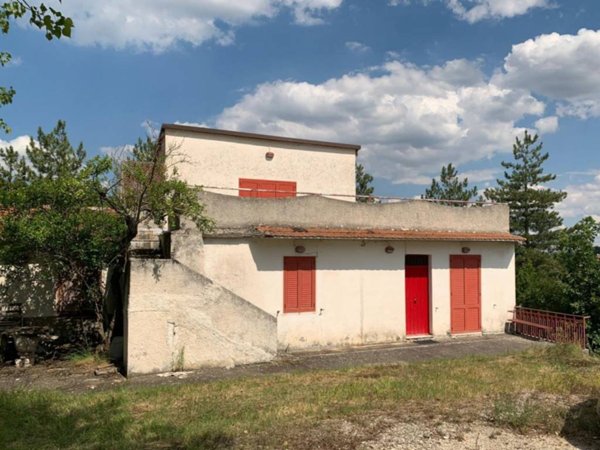casa indipendente in vendita ad Agnone