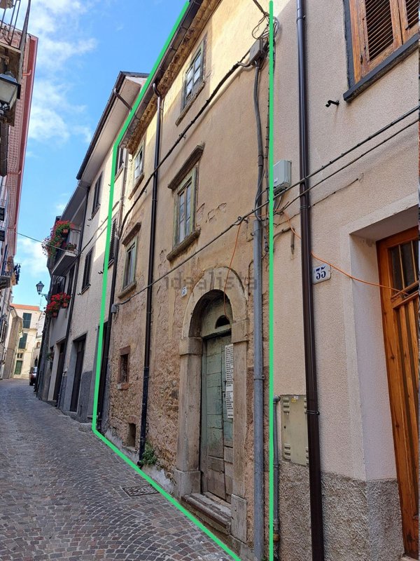 casa indipendente in vendita ad Agnone