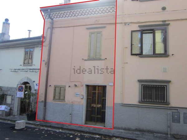 casa semindipendente in vendita ad Agnone