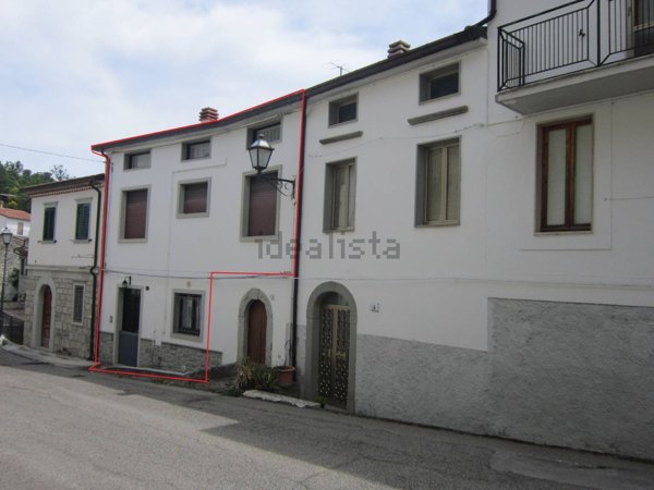 casa indipendente in vendita ad Agnone