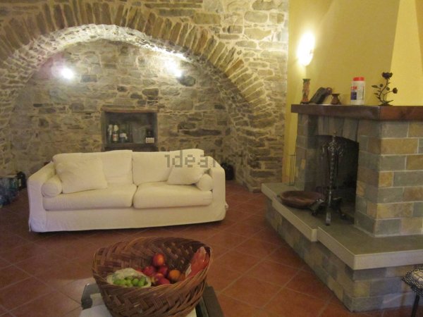 casa indipendente in vendita ad Agnone