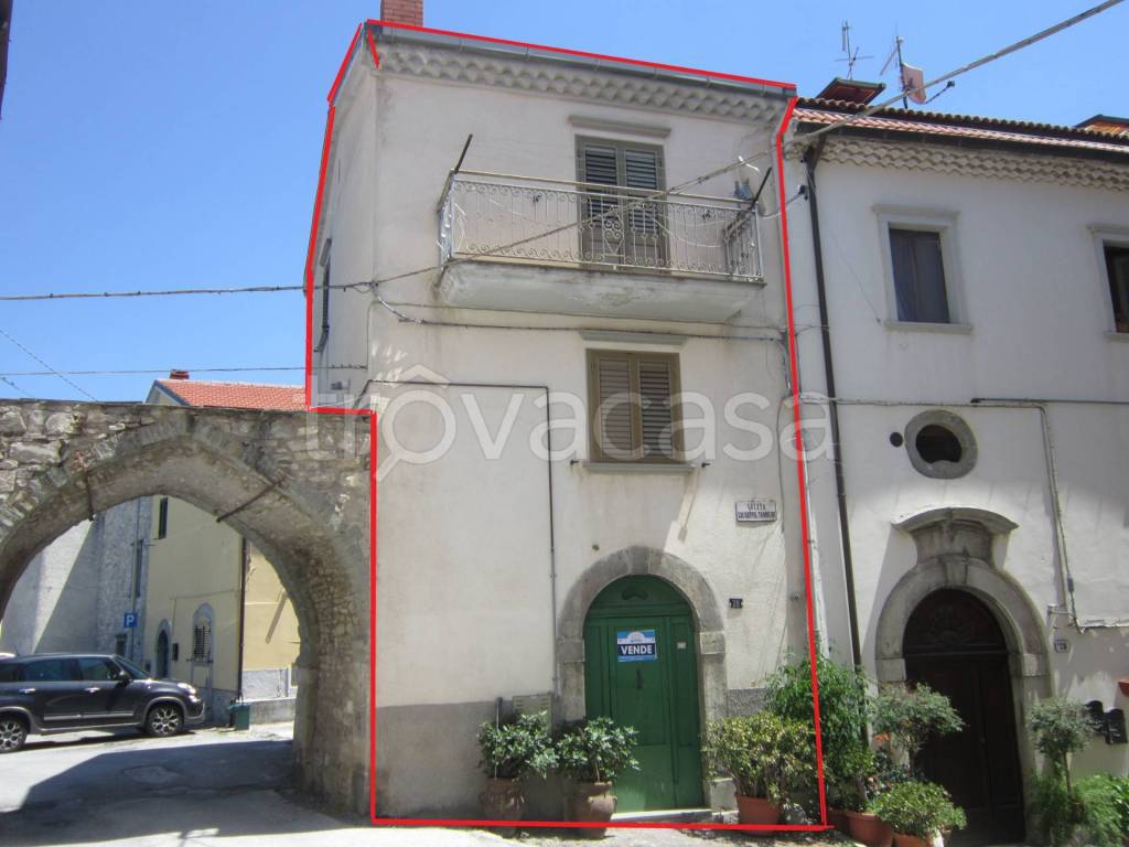 casa indipendente in vendita ad Agnone