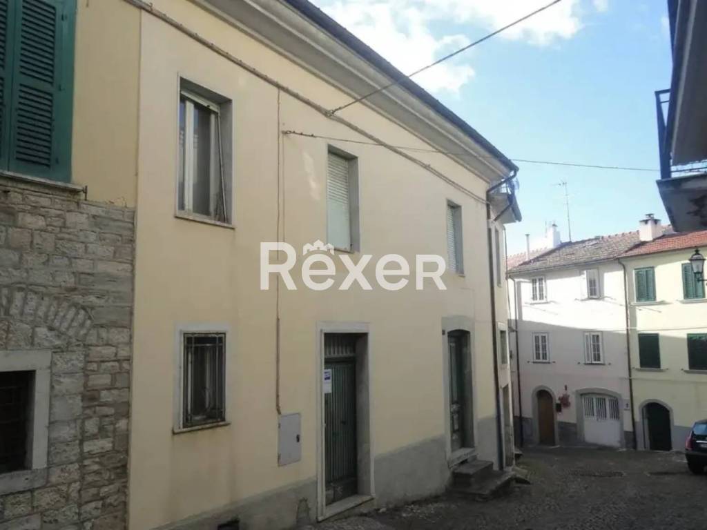 casa indipendente in vendita ad Agnone