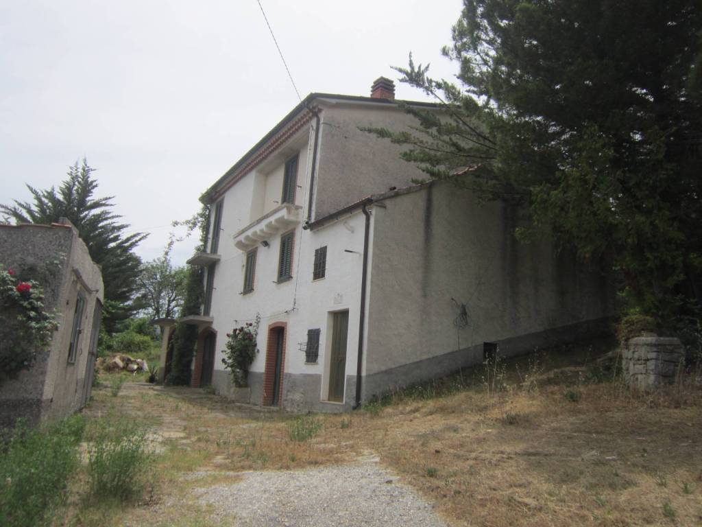 casa indipendente in vendita ad Agnone