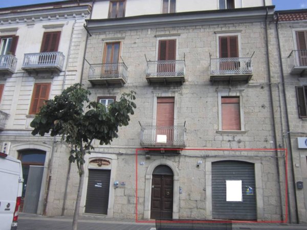 negozio in vendita ad Agnone
