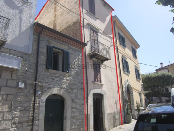 casa indipendente in vendita ad Agnone