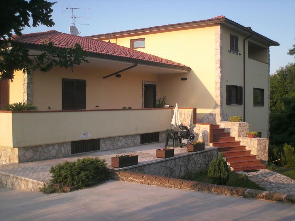 casa indipendente in vendita a Cantalupo nel Sannio
