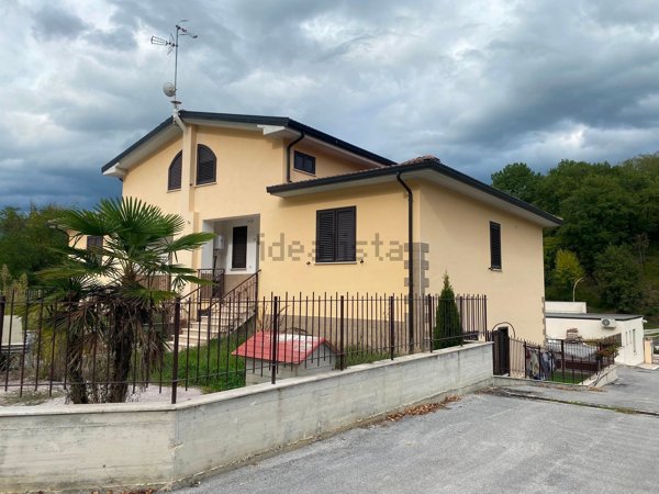 quadrivano in vendita a Cantalupo nel Sannio