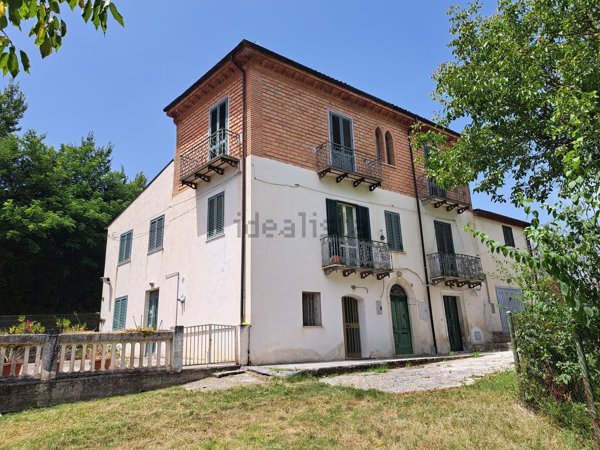 casa indipendente in vendita a Cantalupo nel Sannio