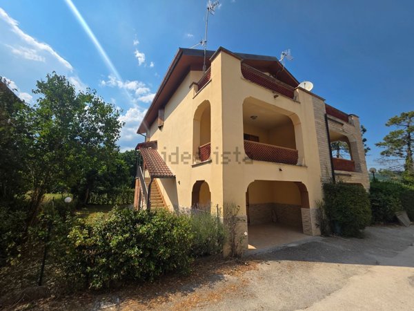 casa indipendente in vendita a Cantalupo nel Sannio