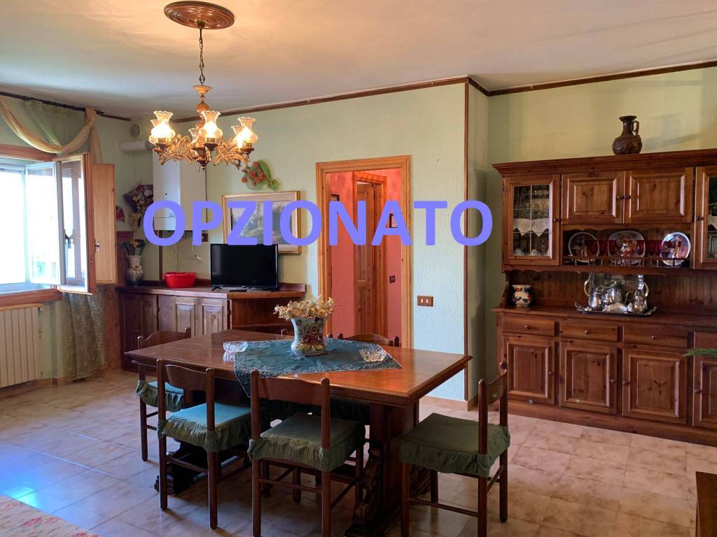 appartamento in vendita a Capracotta