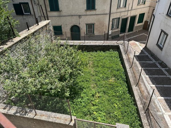casa indipendente in vendita a Capracotta