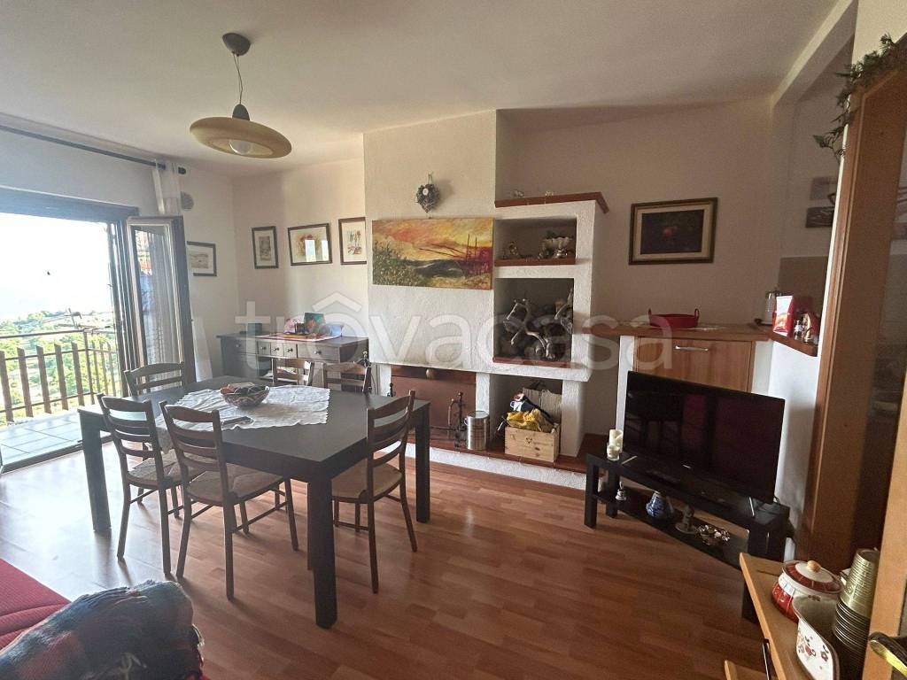 appartamento in vendita a Capracotta