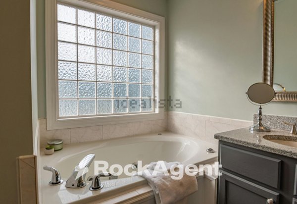 trivano in vendita a Capracotta