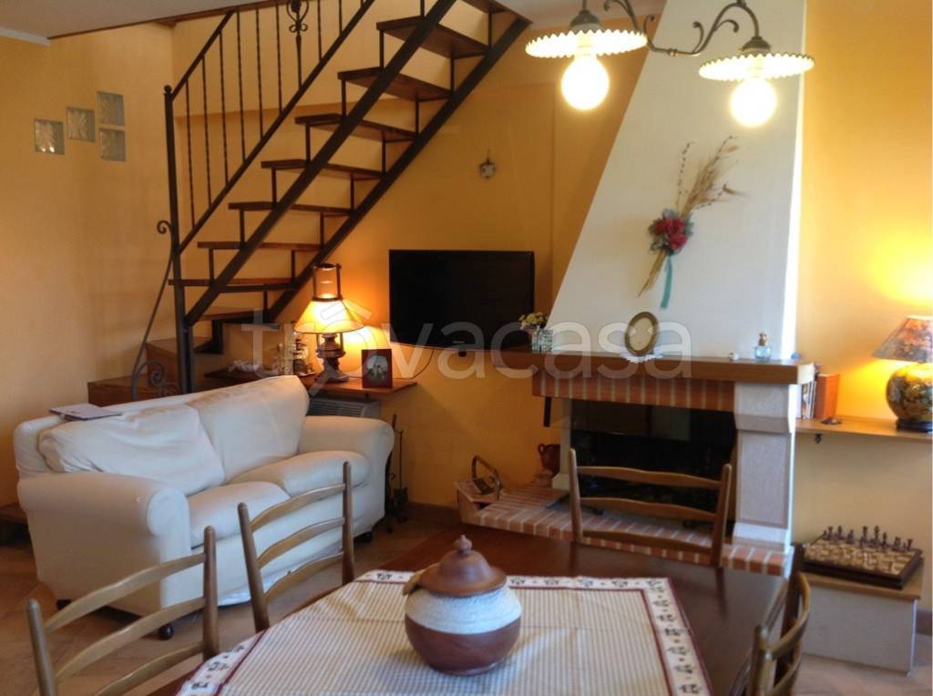 appartamento in vendita a Capracotta