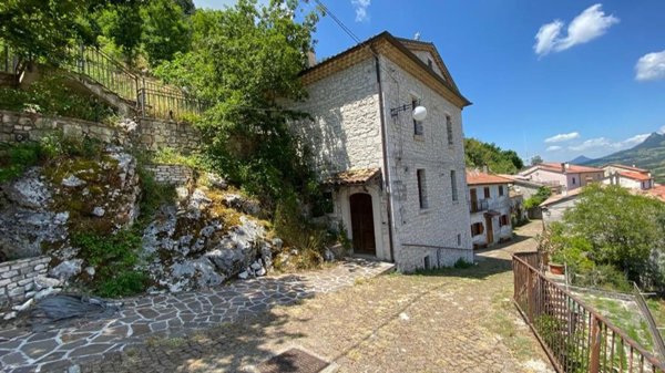 quadrivano in vendita a Carovilli