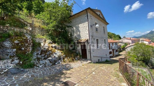 quadrivano in vendita a Carovilli