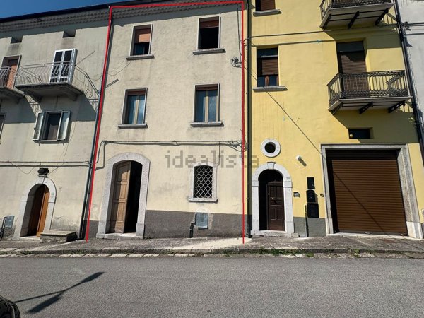 casa semindipendente in vendita a Carovilli