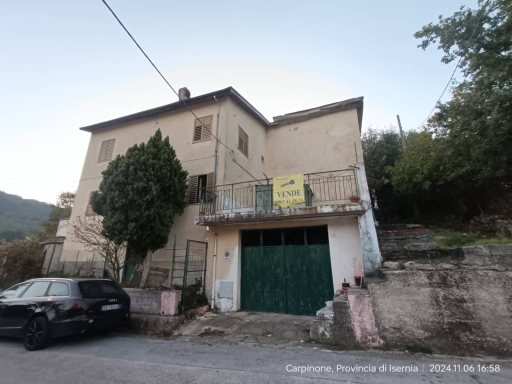 casa indipendente in vendita a Carpinone