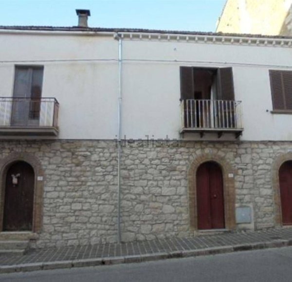 casa indipendente in vendita a Carpinone