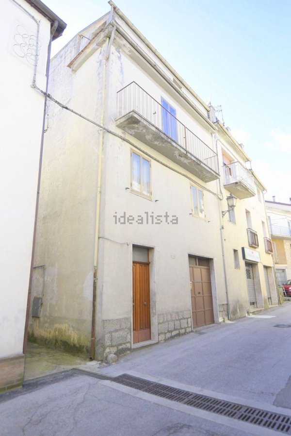 casa indipendente in vendita a Carpinone