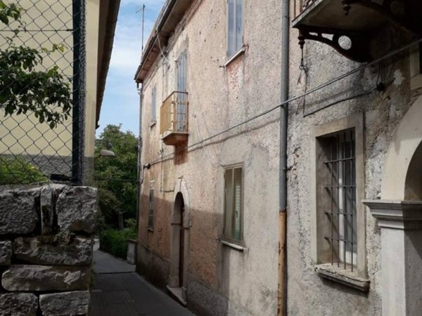 casa indipendente in vendita a Castelpetroso