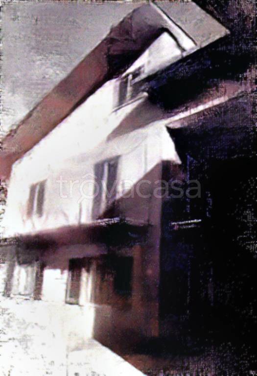 appartamento in vendita a Castelpetroso in zona Camere