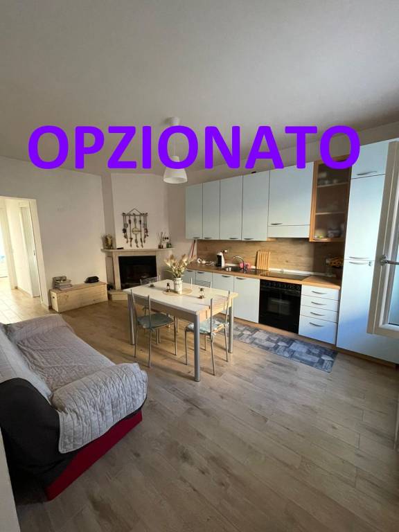 casa indipendente in vendita a Colli a Volturno in zona Cerreto