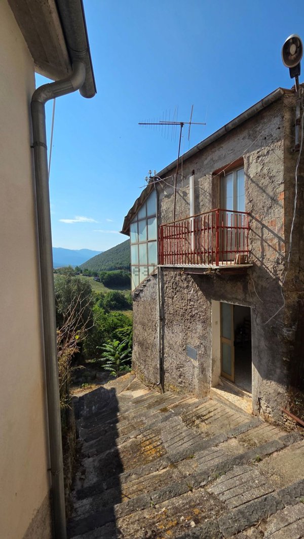 appartamento in vendita a Colli a Volturno