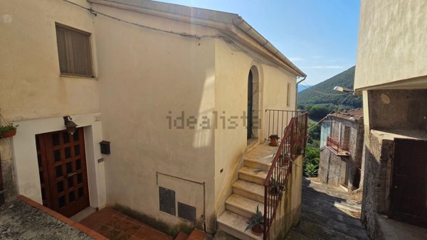 appartamento in vendita a Colli a Volturno