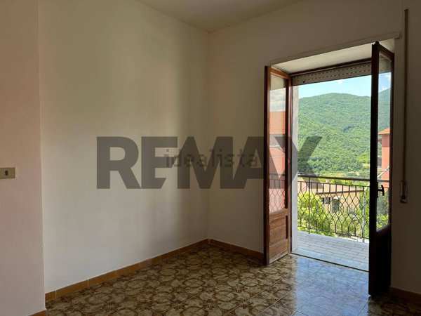 appartamento in vendita a Colli a Volturno in zona Cerreto