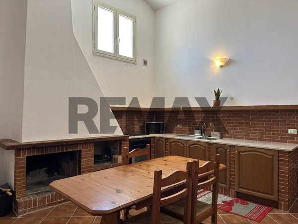 casa indipendente in vendita a Colli a Volturno in zona Cerreto