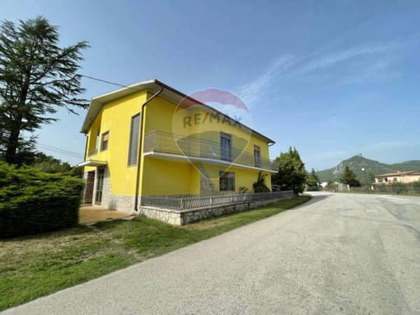 casa indipendente in vendita a Conca Casale