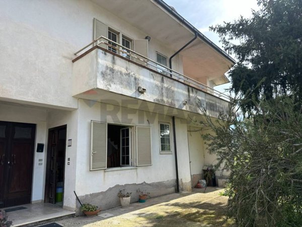 casa indipendente in vendita a Conca Casale