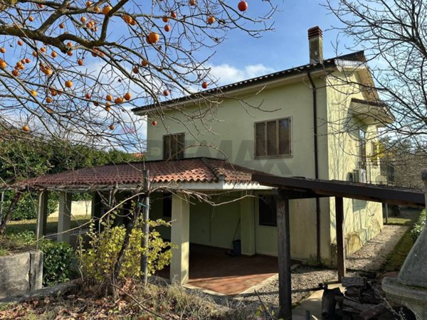 casa indipendente in vendita a Conca Casale