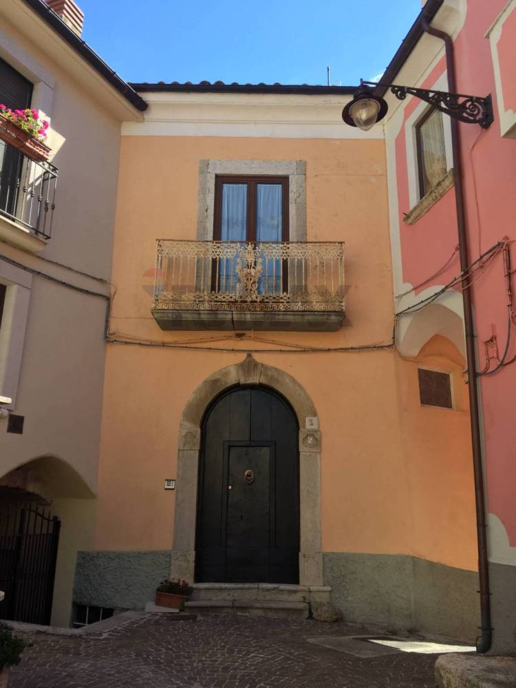 casa indipendente in vendita a Conca Casale