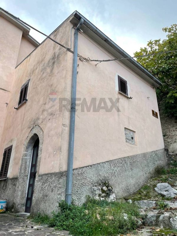 casa indipendente in vendita a Conca Casale